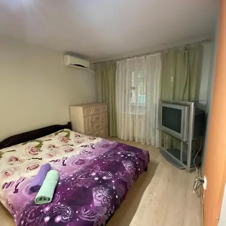 Апартаменты На Улице Независимости 4 Эксимер Apartment Odesa