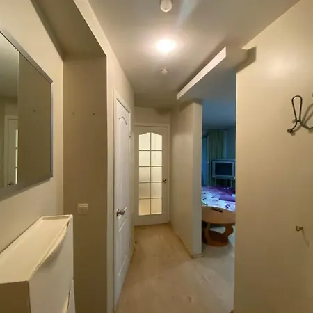 Апартаменты На Улице Независимости 4 Эксимер Apartment Odesa